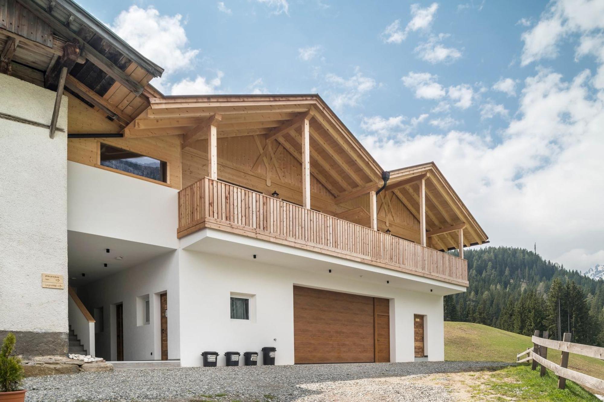 Blosegghof Bergchalets Waldblick Racines Exterior photo